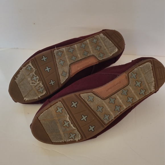 Toms Burgundy Lace Up Sneaker Shoes Size 11 - Picture 3 of 7